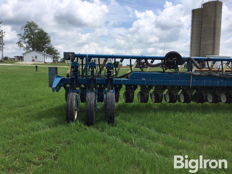 2009-kinze-3700-image-20