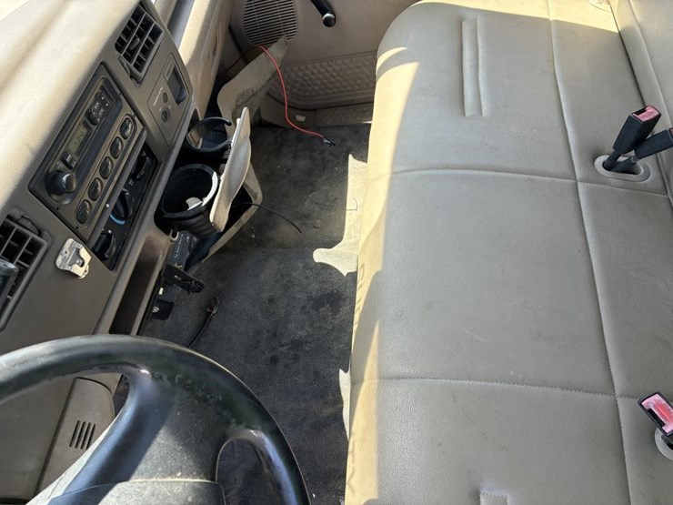 2004-ford-f250-image-21
