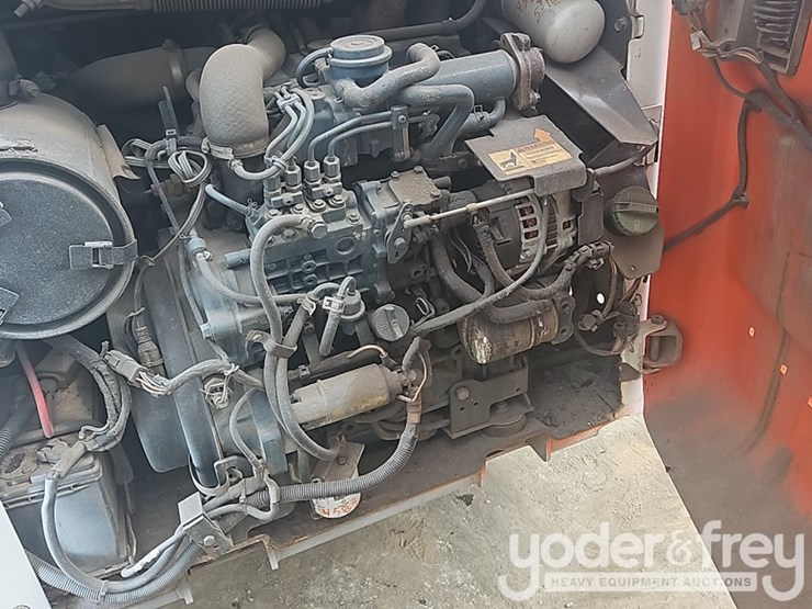 2011-bobcat-s185-image-20