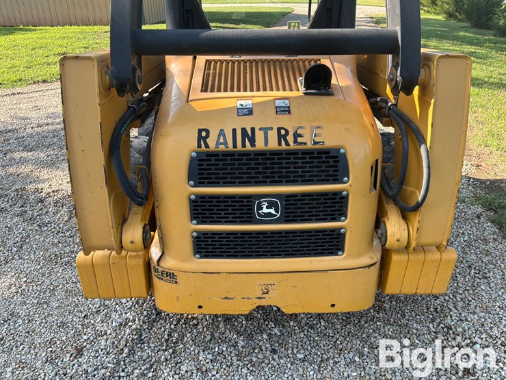 2004-john-deere-250-image-13