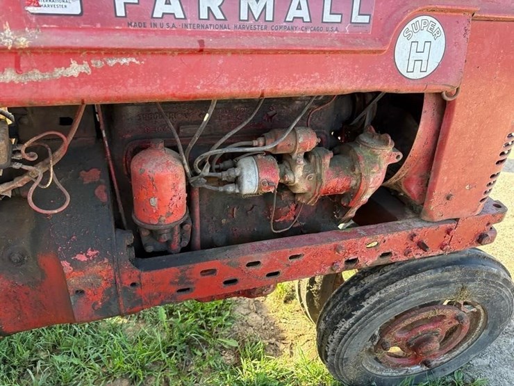 farmall-super-h-tractor-image-9