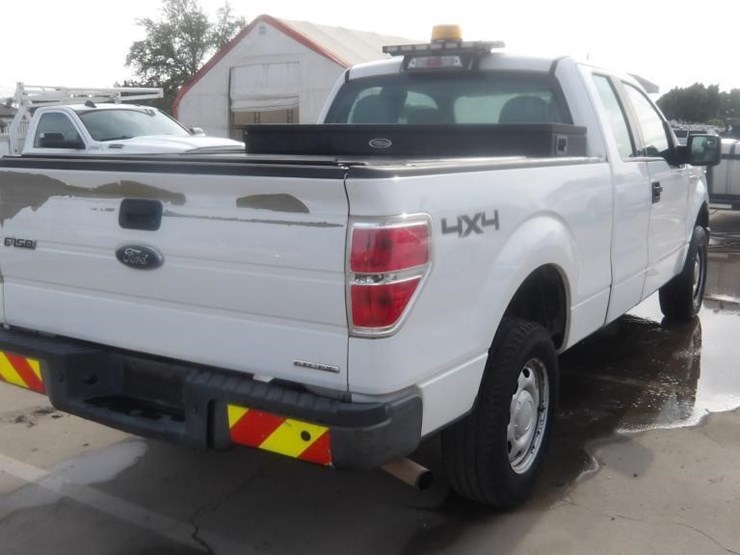 2014-ford-f150-xl-image-3