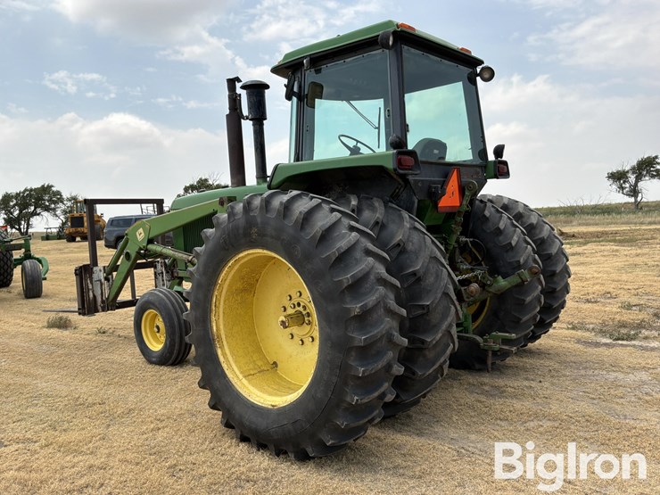 1980-john-deere-4440-image-7