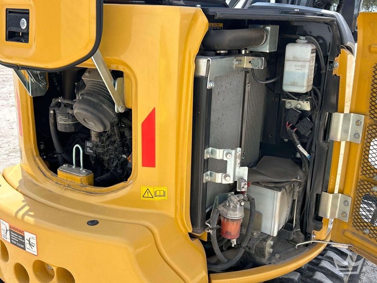 2023-deere-35g-image-6