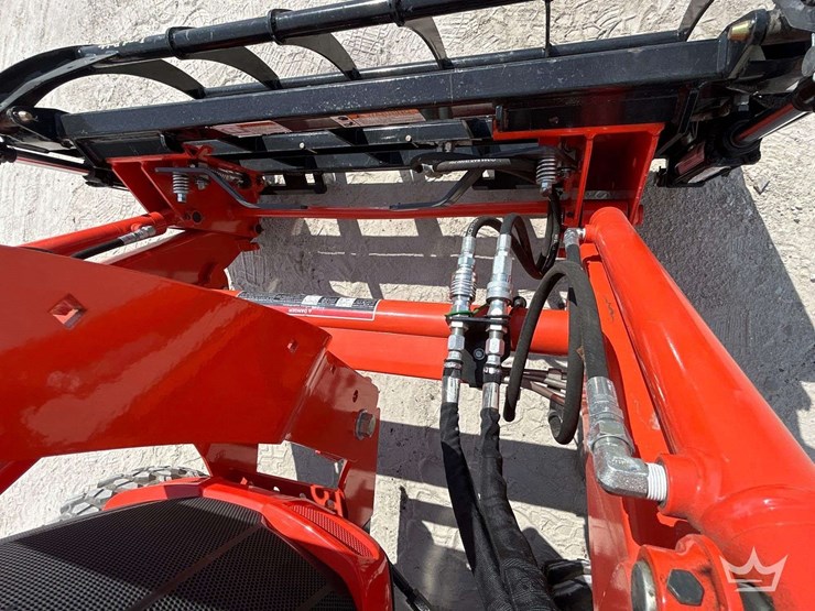2024-kubota-l2502hst-image-27