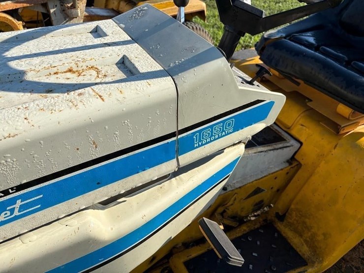 cub-cadet-1650-image-4