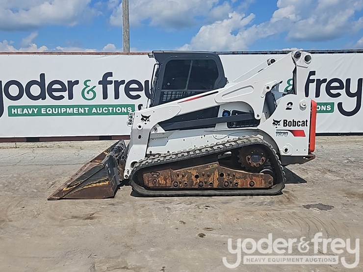2016-bobcat-t870-image-3