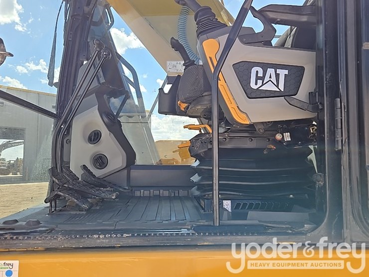 2019-caterpillar-336-image-73