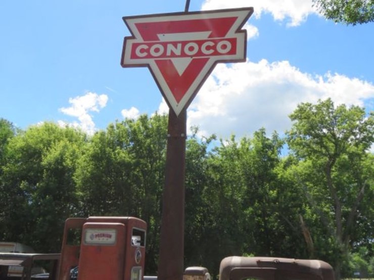 conoco-porcelain-sign-on-pole-with-frame-image-4