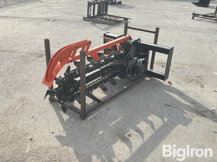 2026-massey-ferguson-730-image-1