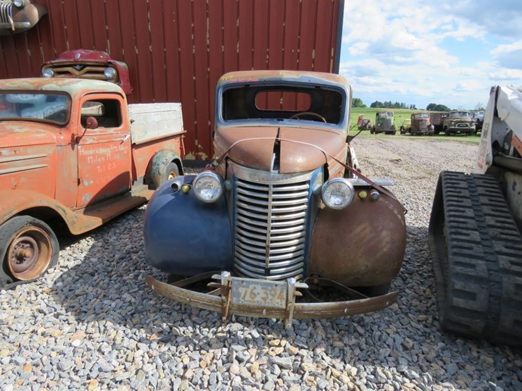 1946-chevrolet-pickup-image-2