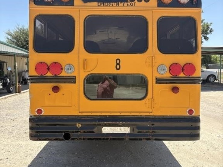 l3---1989-bluebird-school-bus-image-3