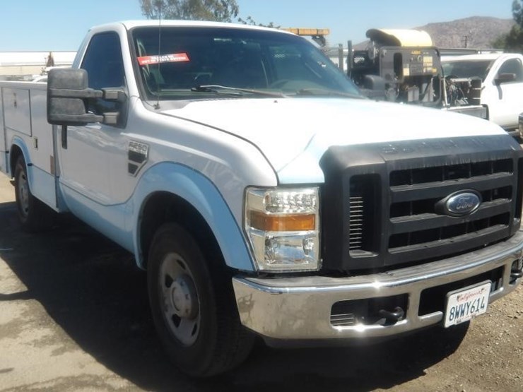 2010-ford-f250-image-3
