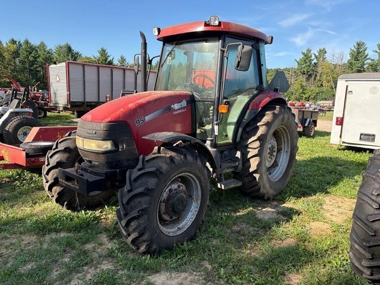 case-ih-farmall-95-image-1