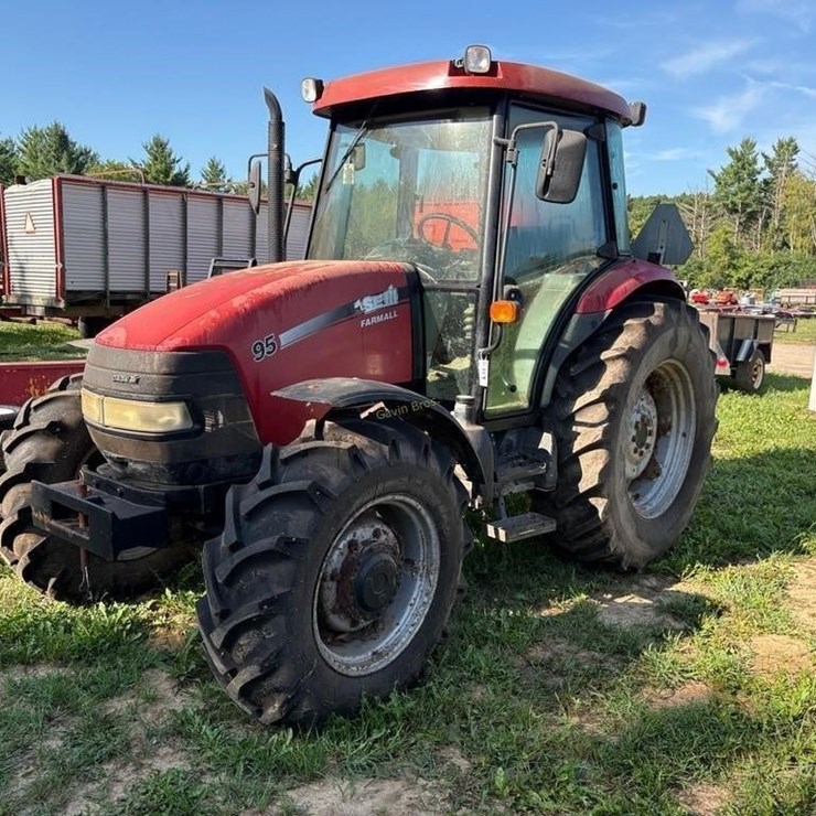 CASE IH FARMALL 95