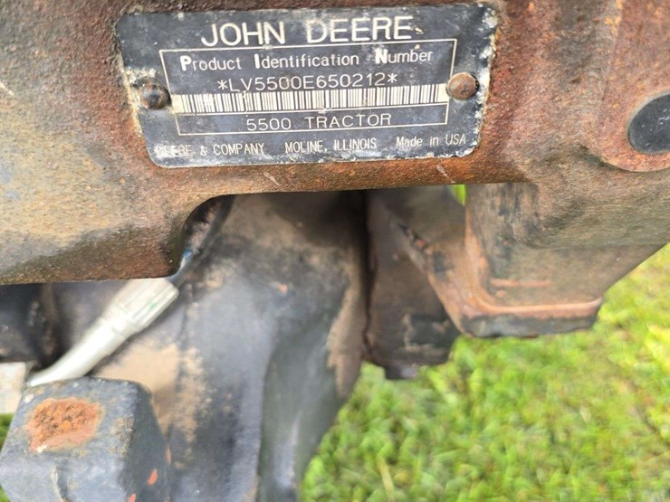 1997-john-deere-5500-image-12