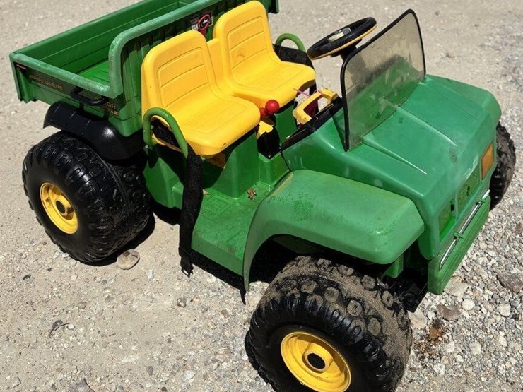 john-deere-gator-image-2