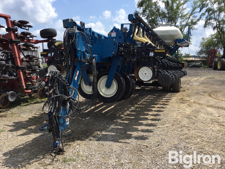 2009-kinze-3700-image-14