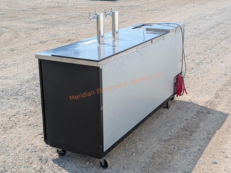 turbo-air-kegerator-model-4cb-4sb-image-4