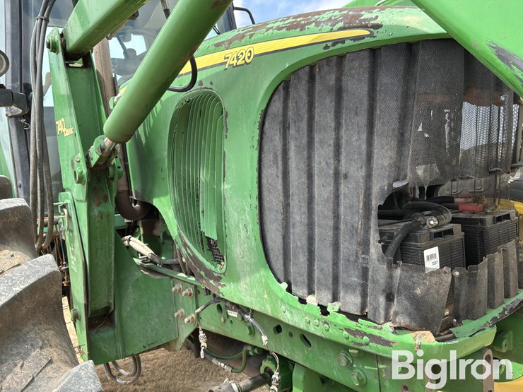 2004-john-deere-7420-image-13