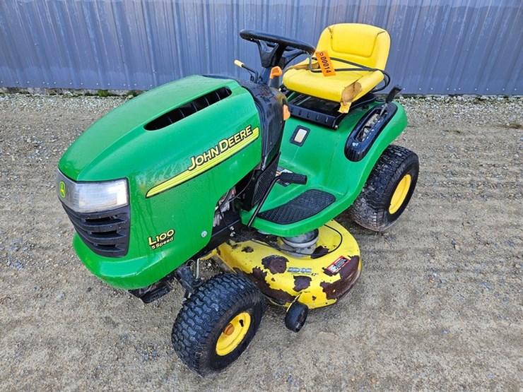 john-deere-l100-image-1