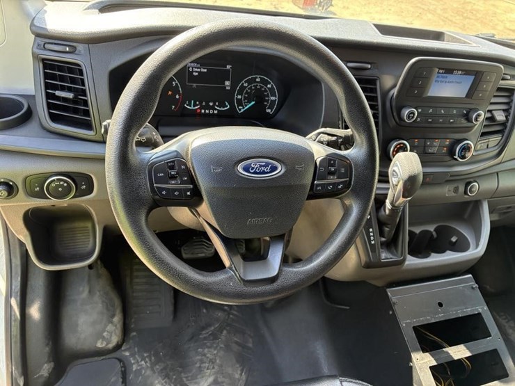 2020-ford-transit-image-14