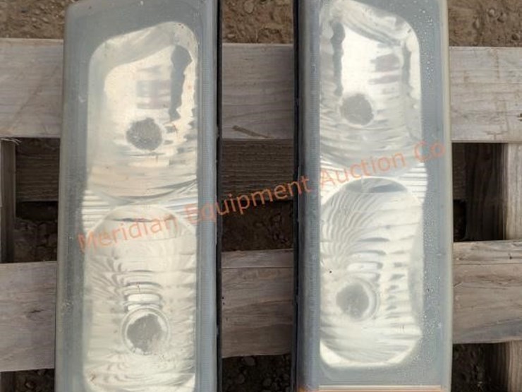 2--sets-of-chevrolet-cat-eye-headlights-image-7