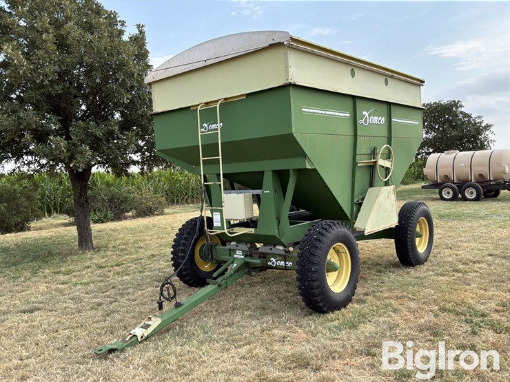 demco-300-image-1