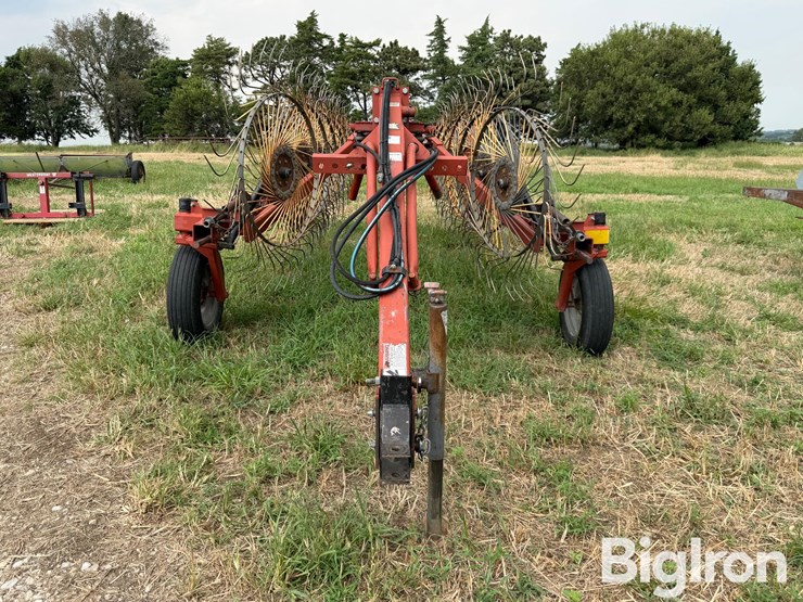 2009-massey-ferguson-3983-image-2