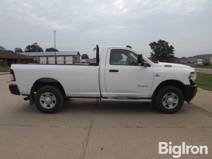 2019-ram-3500-tradesman-image-4