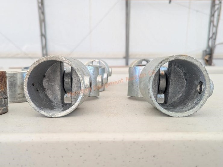 2"-galvanized-angle-brackets-image-9
