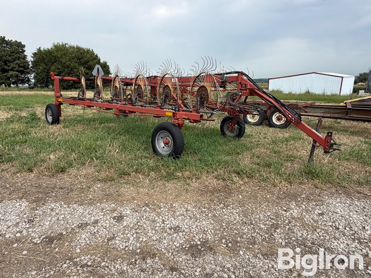 2009-massey-ferguson-3983-image-3