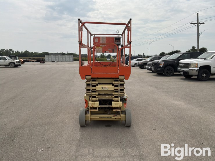2020-jlg-3246es-image-6