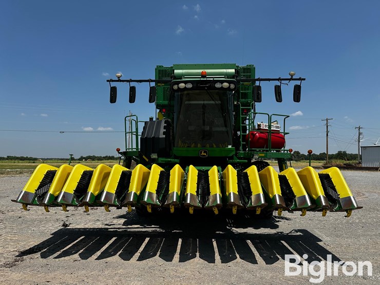 2016-john-deere-cs690-image-2