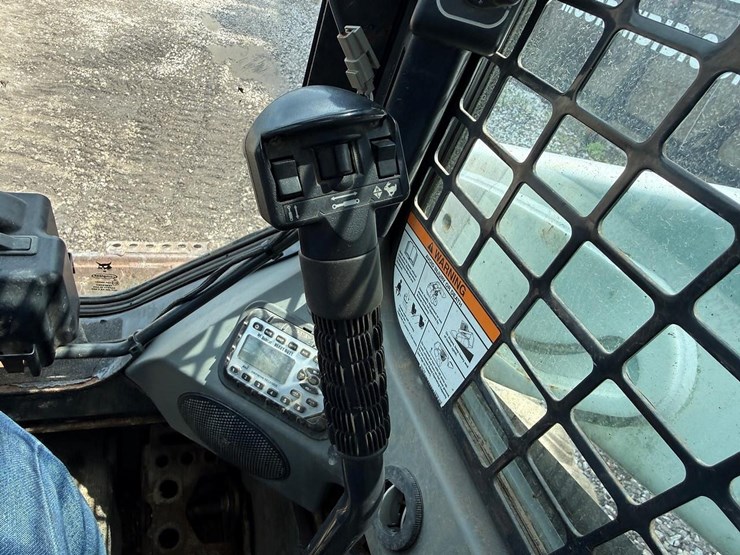 bobcat-s590-image-20