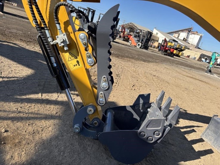 2026-me20-hydraulic-excavator-image-10