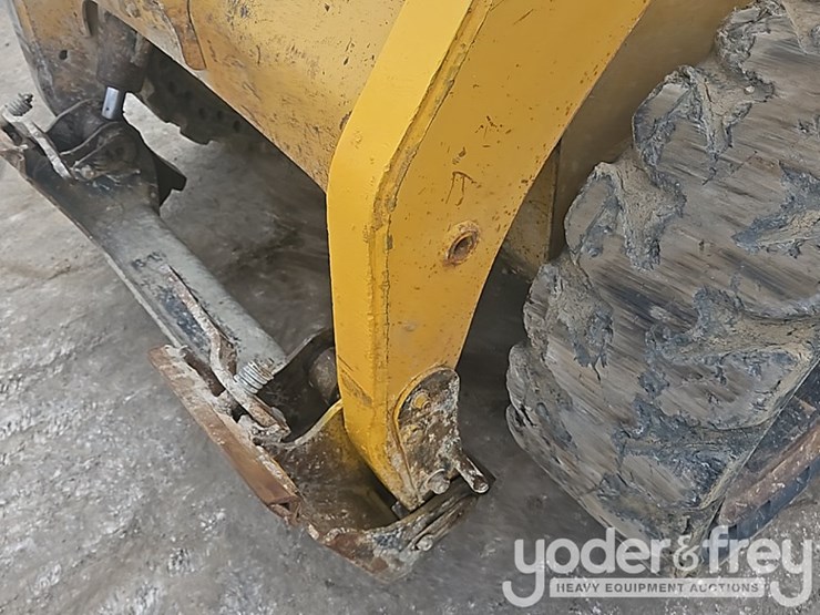 caterpillar-246-image-20