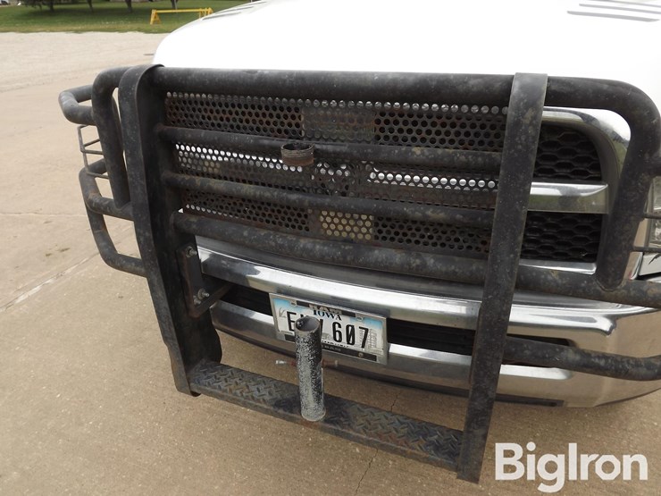2016-ram-2500-st-image-16