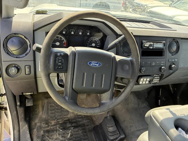 2011-ford-f250-image-19