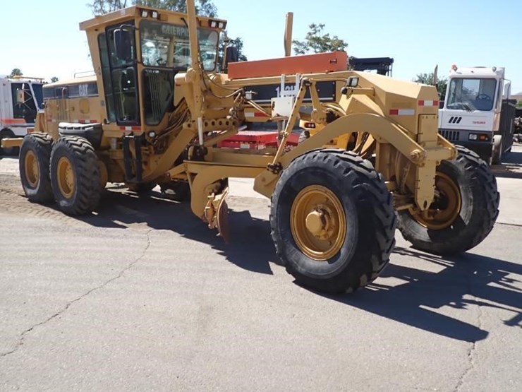 caterpillar-143h-image-2