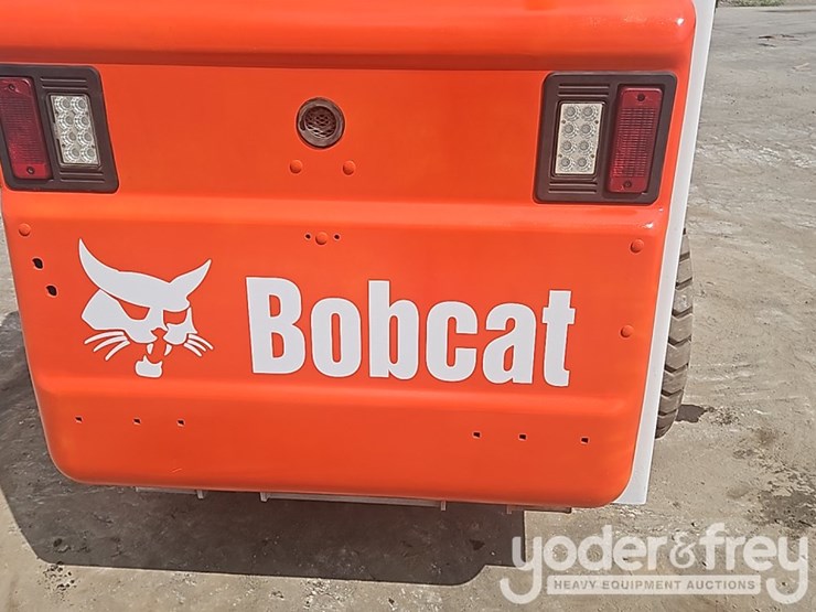 2011-bobcat-s185-image-22