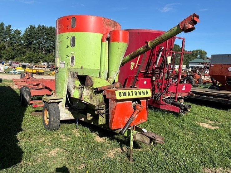 owatonna-117-mixer-mill-image-1