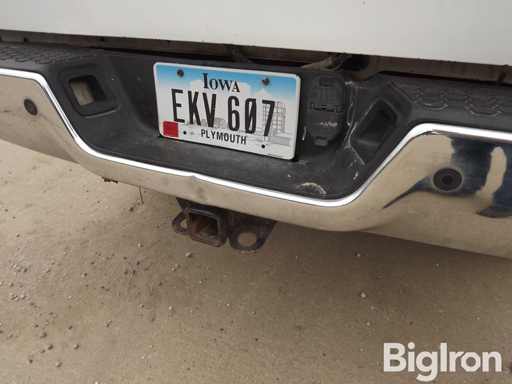 2016-ram-2500-st-image-9