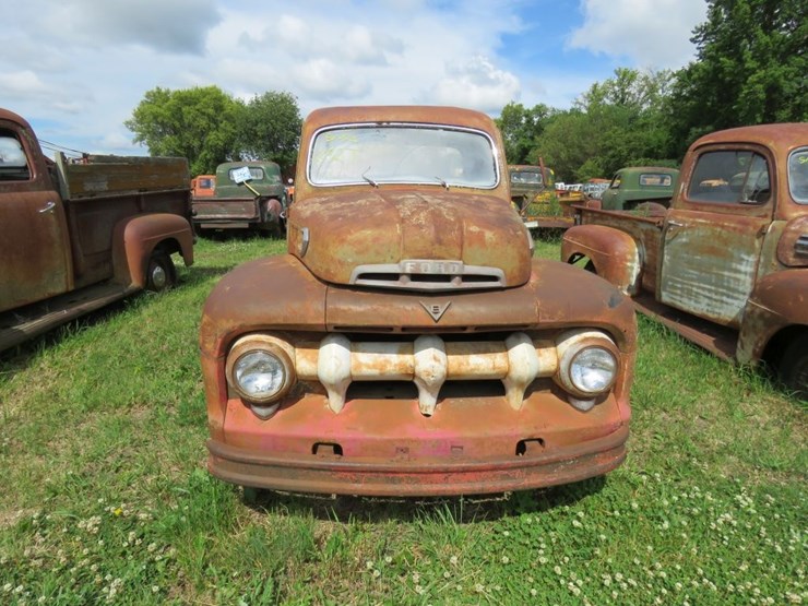 1951-ford-f1-image-2