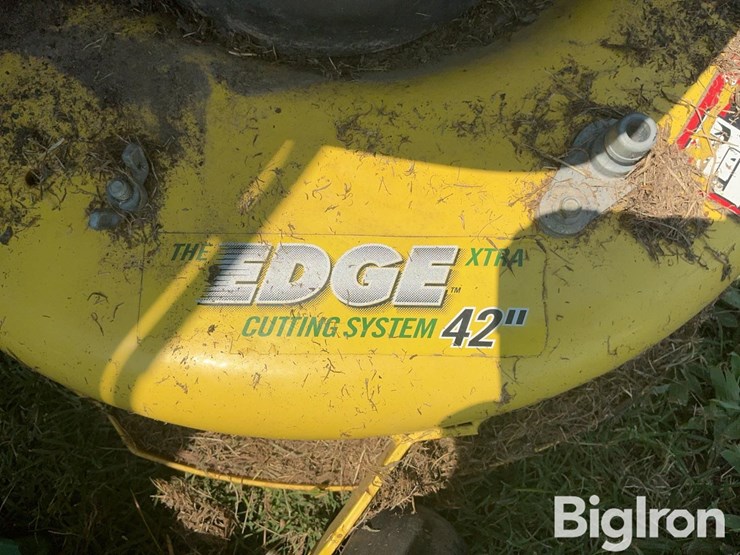 john-deere-x300-image-9