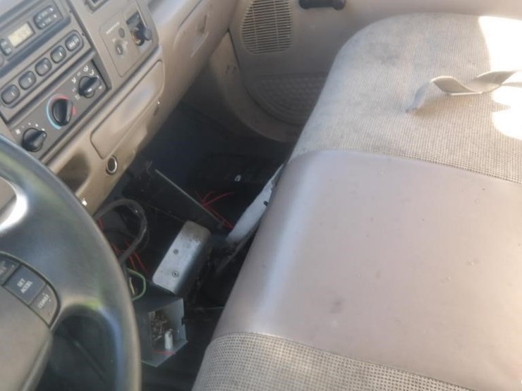 2003-ford-f350-image-30