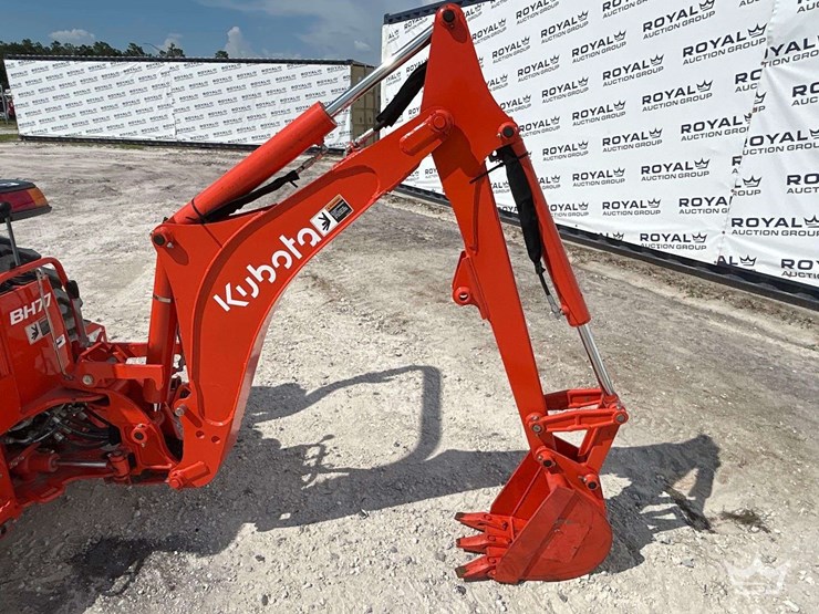 2024-kubota-l2502hst-image-11