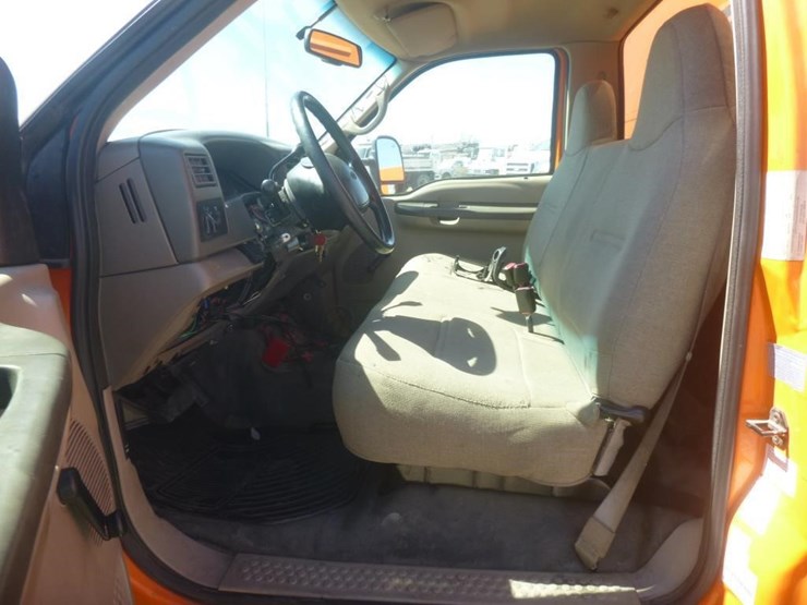 2000-ford-f450-image-15