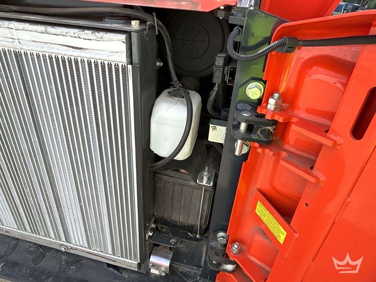 2023-kubota-svl97-2-image-8
