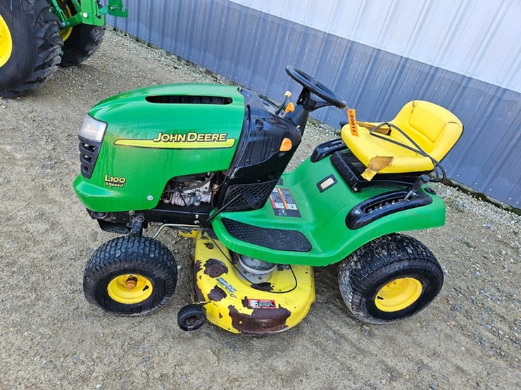john-deere-l100-image-2